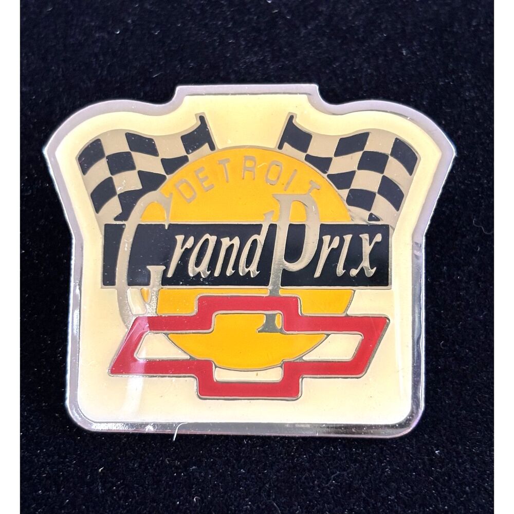VTG Detroit Grand Prix Chevrolet Pin Racing Flags Chevy Bowtie Enamel Lapel